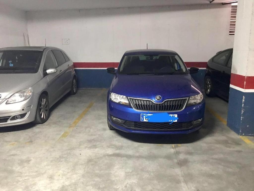 PLAZA MERCED PATIO-PARKING GRATIS jinetes3 Málaga Exterior foto
